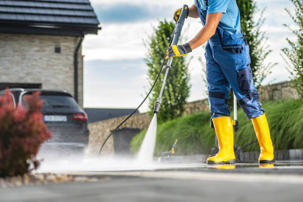 Best Garage Pressure Washing  in Red Lion, PA